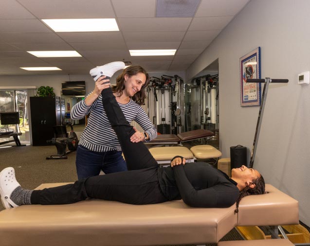 a patient taking physical therapy classes in the SRSI recovery center
